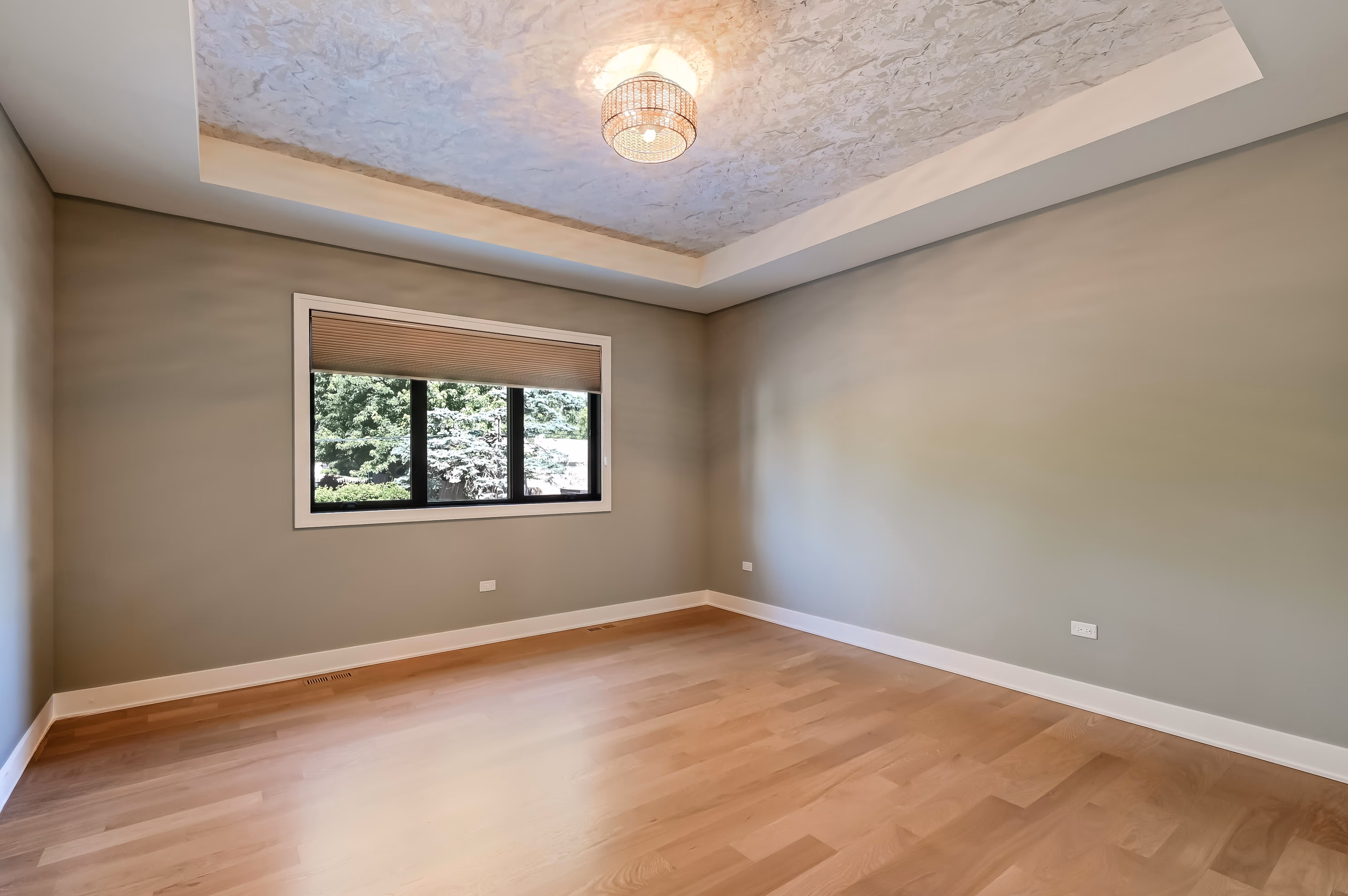la-grange-highlands-custom-home-33
