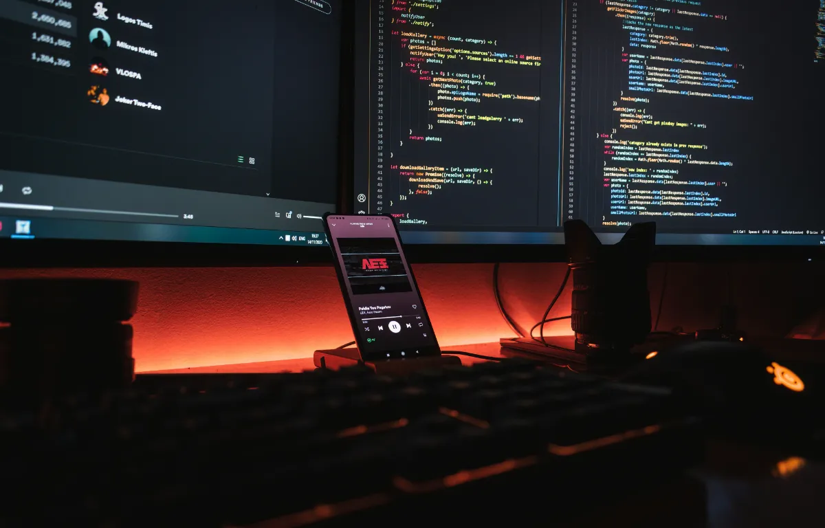 Sviluppo di software e tecnologie SaaS che dimostrano l'interesse degli investitori per le aziende tecnologiche