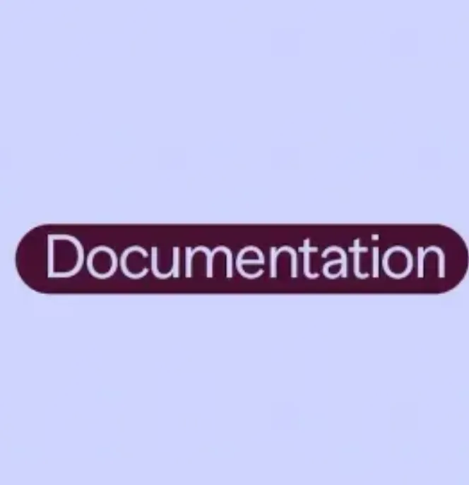 Slogan de Documaster « Documentation made simple » affiché sur fond violet clair.