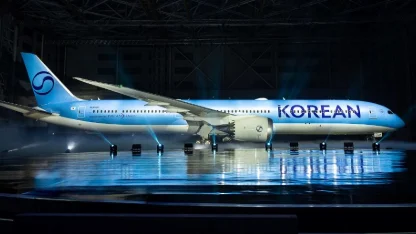 Ein Passagierflugzeug der Fluggesellschaft Korean Air in einem Hangar im Rahmen der Modernisierung ihrer Software-Infrastruktur mit IBS