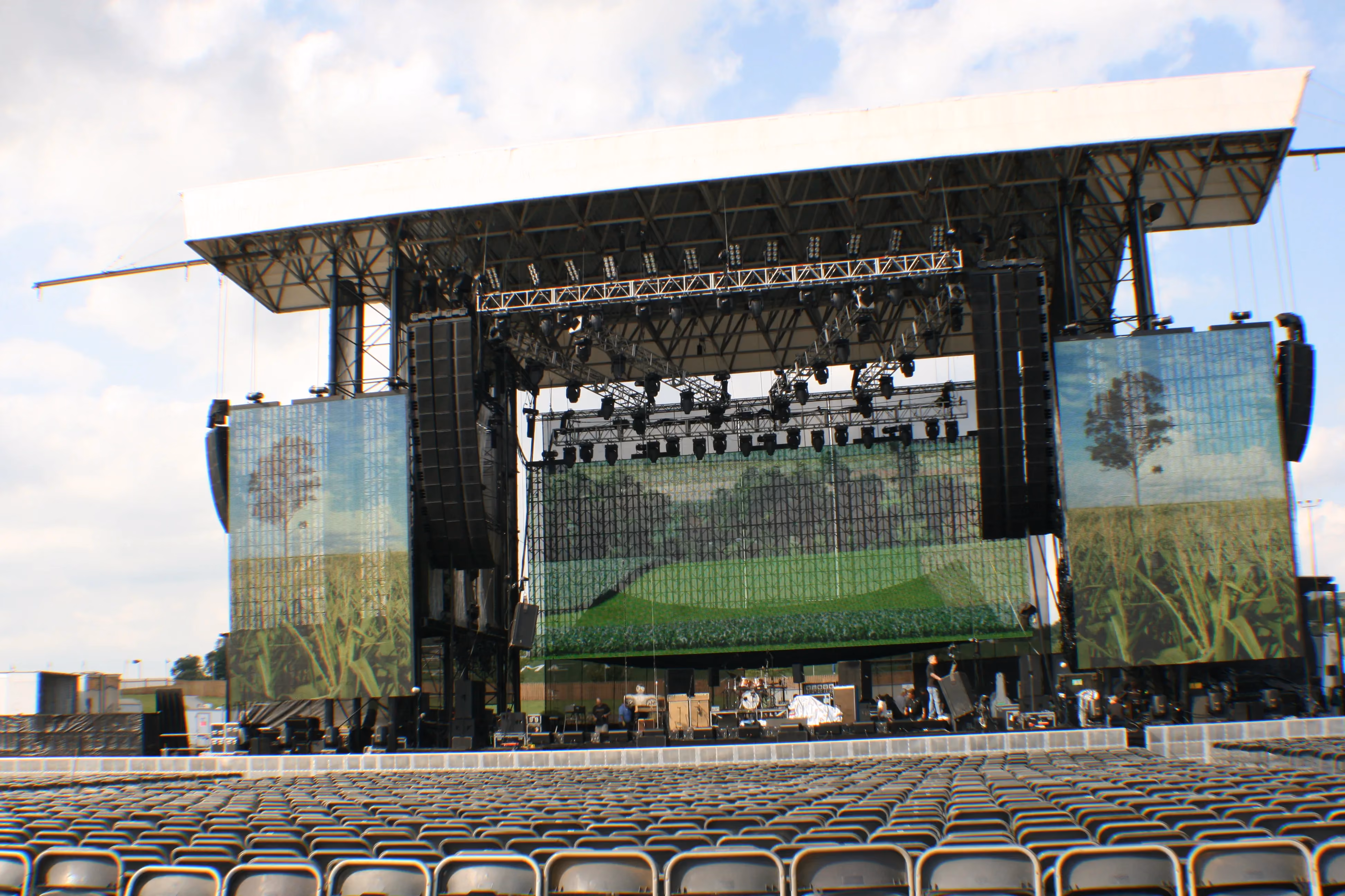 i5 at FarmAid 2012