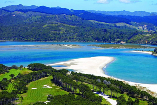 Preliminary Options Assessment for The Dunes Matarangi Golf Course: Addressing Coastal Erosion Risks