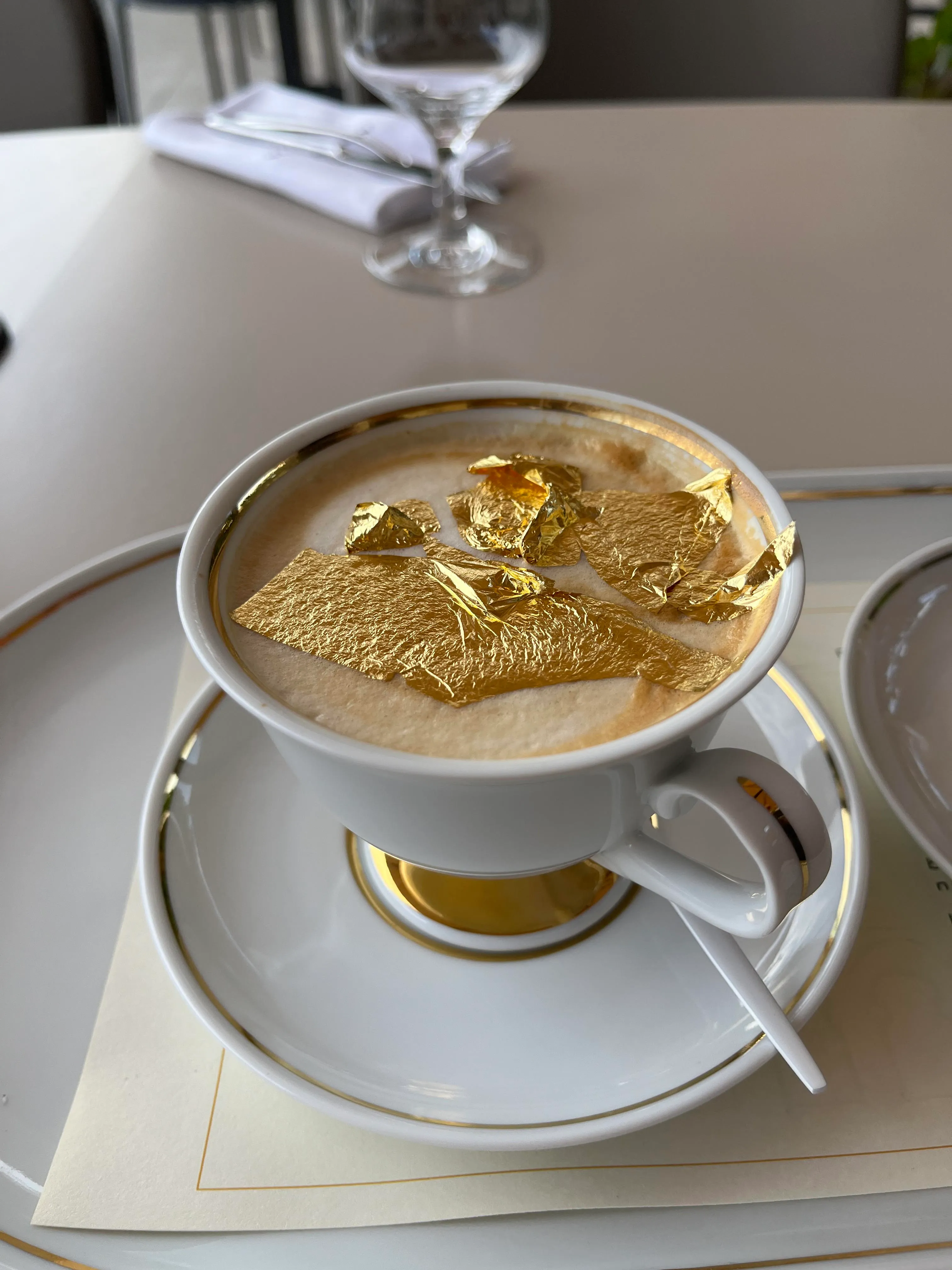 23 karátos arany cappuccino