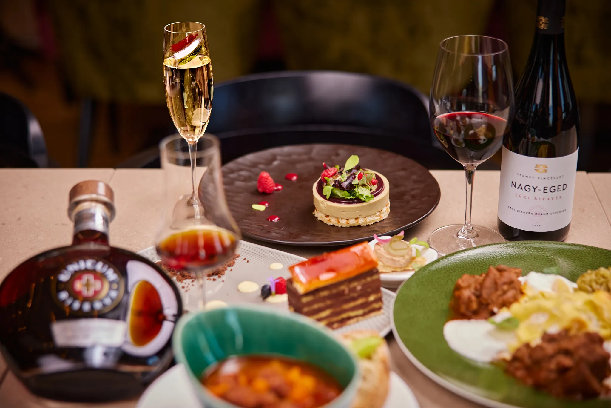 The Lónyay-Hatvany Villa, home to the Aranybastya Restaurant, boasts a rich history, stunning appearance, and panoramic views, making it a truly exceptional event venue.