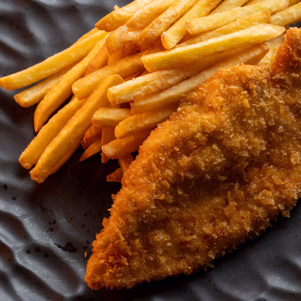 Breaded Chicken Breast with Roasted Potatoes – Aranybástya Menu, Buda Castle
