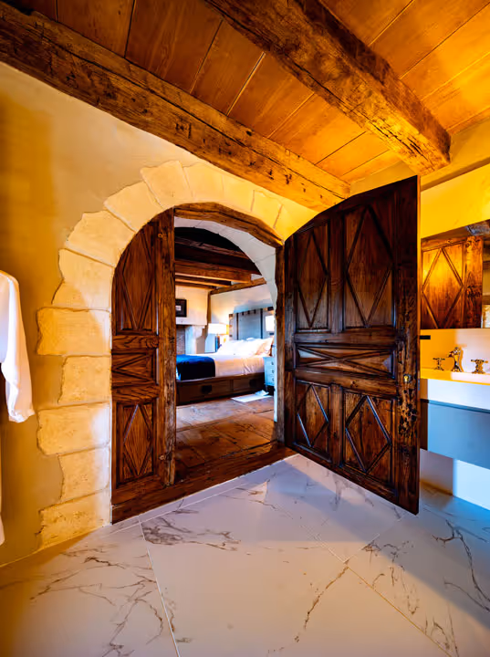 Cezanne ensuite double room