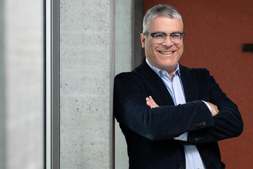 Dr. Marc Holitscher