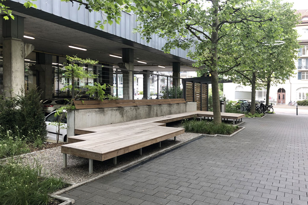 Ansicht in die neue gestaltete Gasse