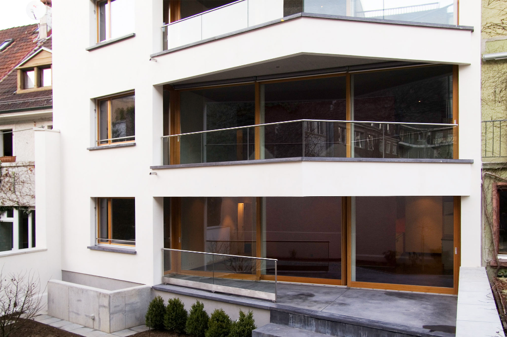 Ersatzneubau eines Mehrfamilienhauses in der Schonzone.