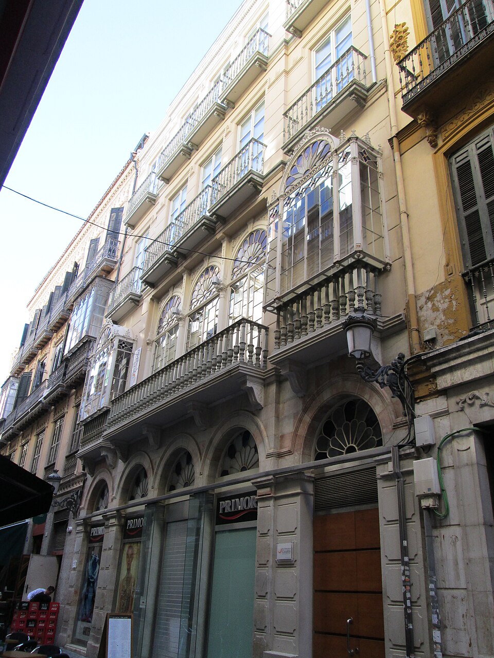Ons pand aan de Calle Luis de Velázquez 4 in Málaga