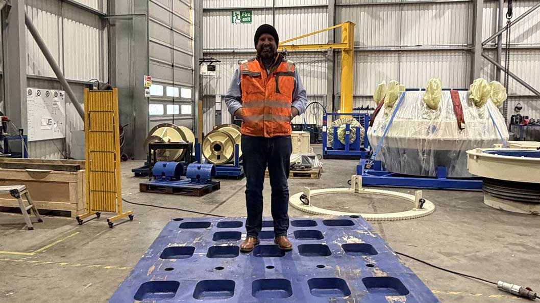 CMS Cepcor employee in the factory