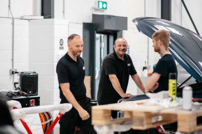 ABL1 Touch workers at the shop