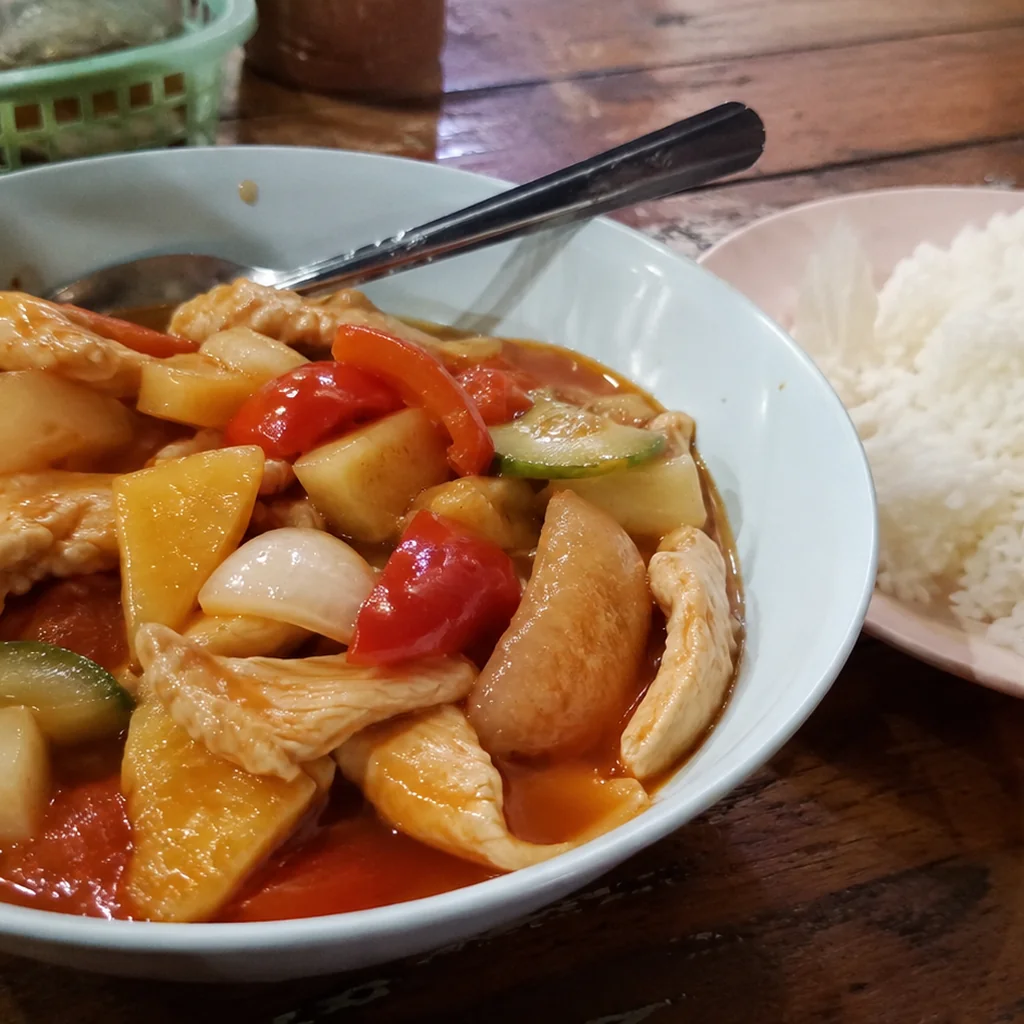 Pad Priew Wan (Thai Sweet and Sour)