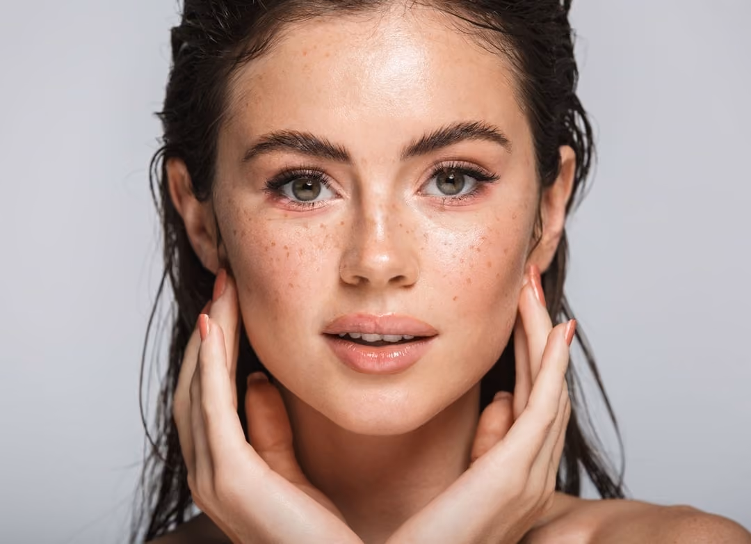 Donna Maria HydraFacial expert