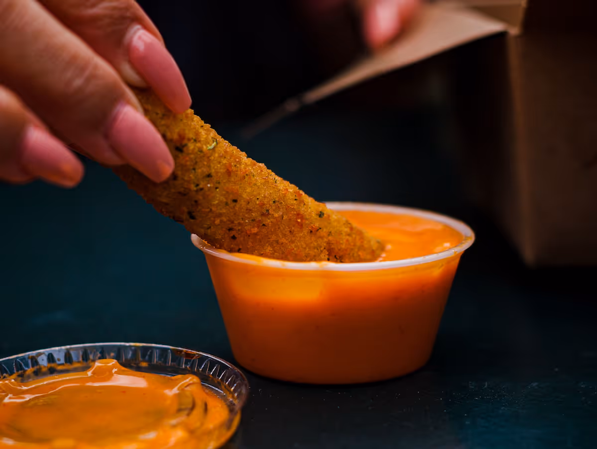 MOZZARELLA STICKS
