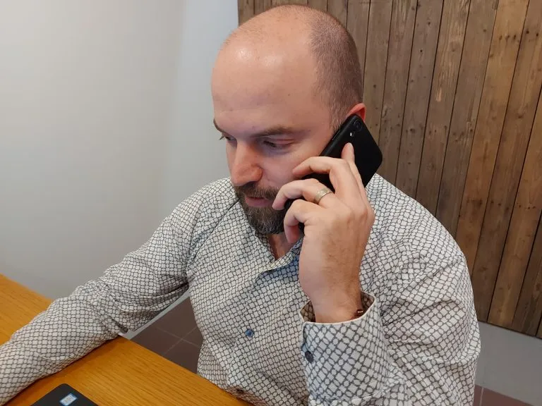 Cloudtelefonie of klassieke telefooncentrale voor uw bedrijf