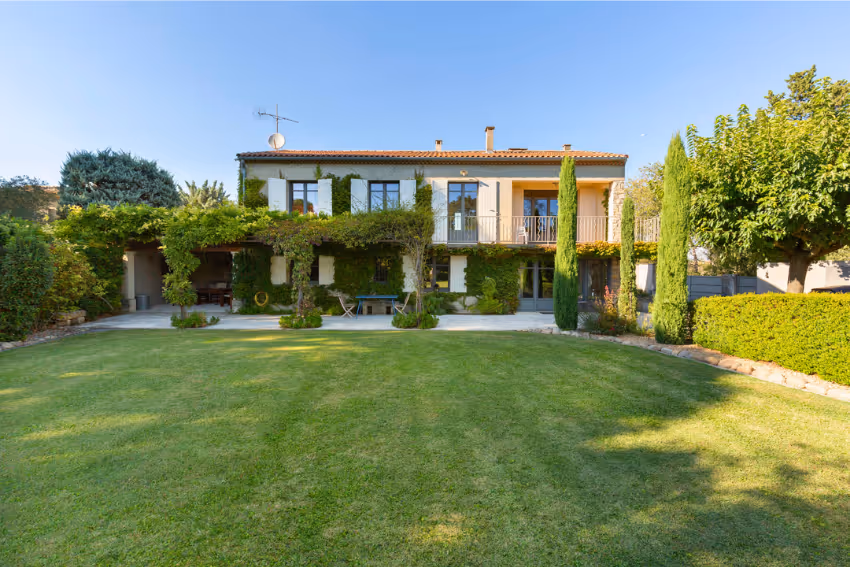 Co ownership home for sale Provence France