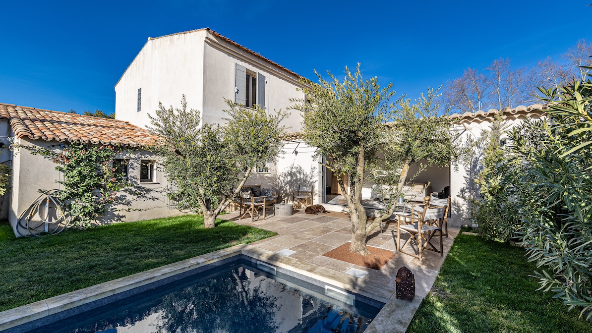 Co ownership home for sale Provence France