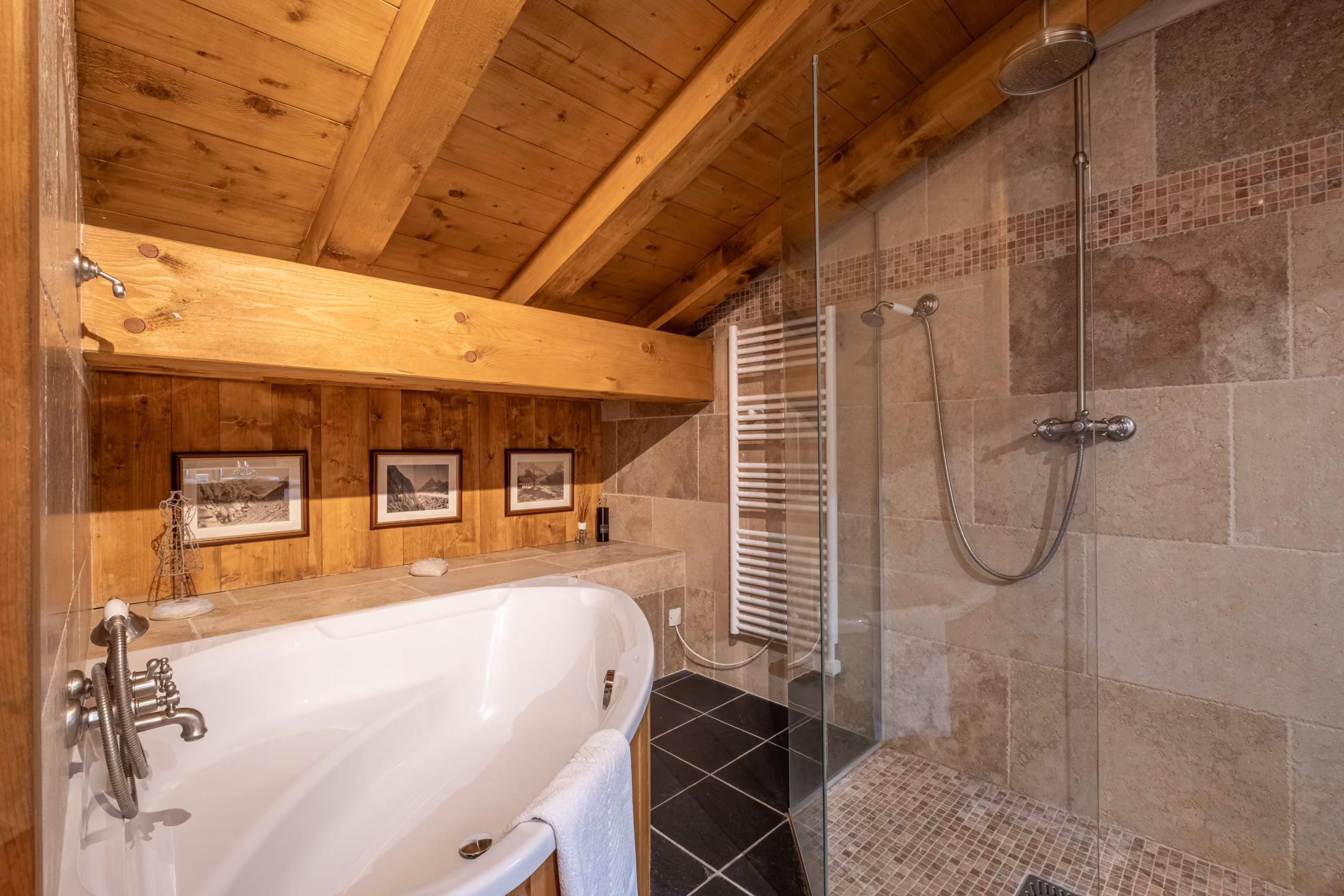 Alpine chalet minutes from Grands Montets ski area