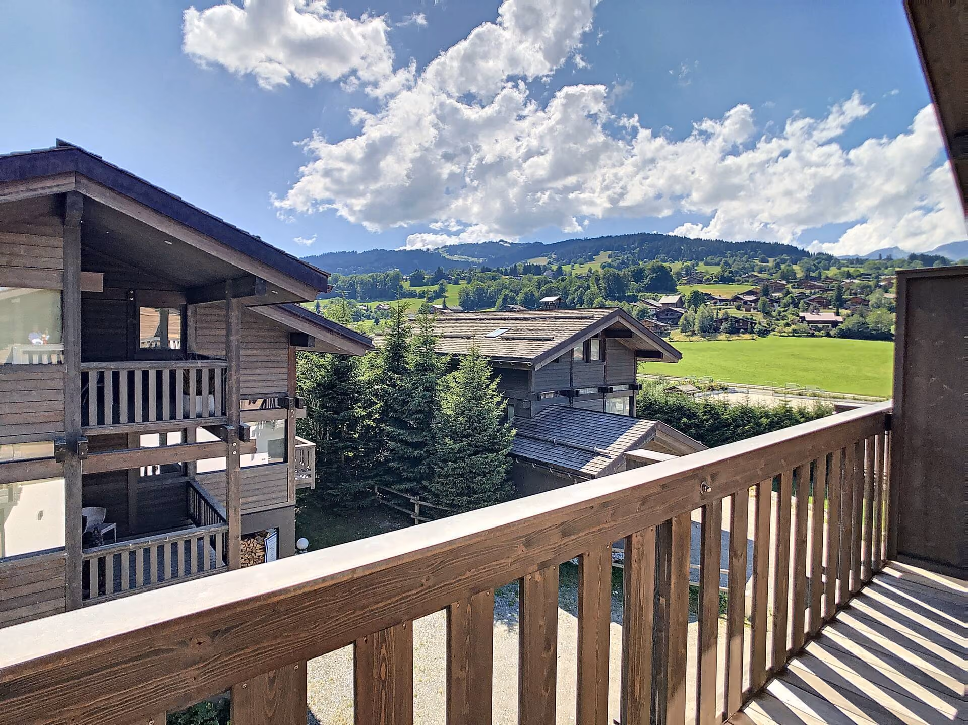 Contemporary ski-in ski-out chalet in Demi-Quartier, French Alps | From €330,000/share | Kocomo