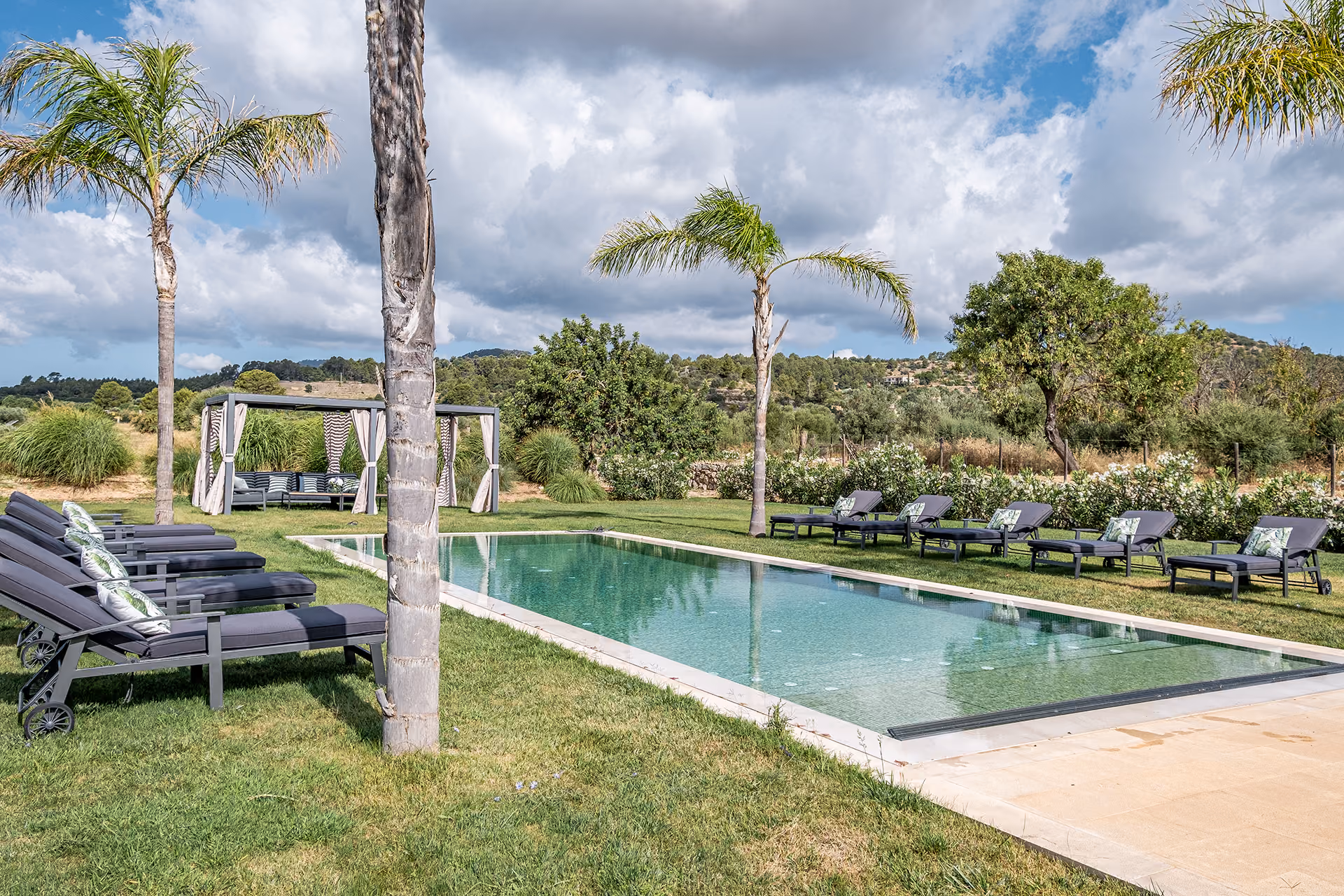 Historic manor house with views of the Tramuntana mountains