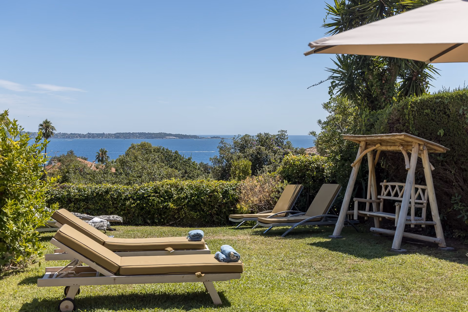 Cannes villa with sea view