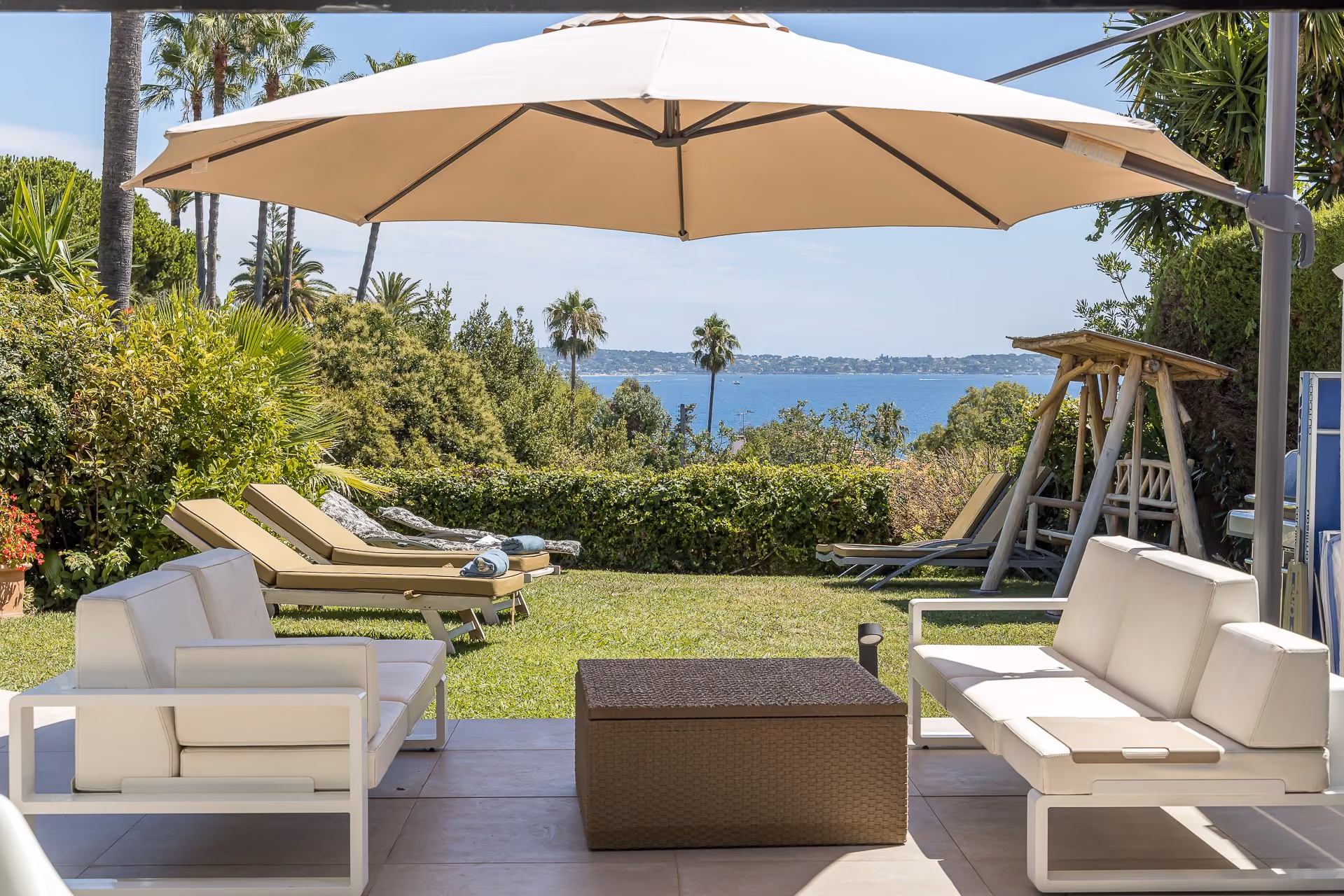Cannes villa with sea view in Californie, Côte d'Azur | From €285,000/share | Kocomo