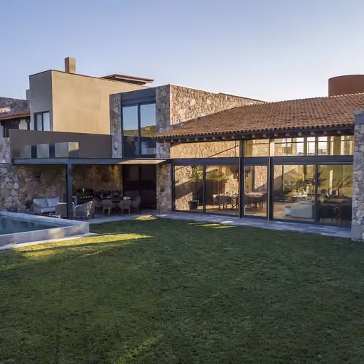 Cantera in San Miguel de Allende, Central Mexico | From 3,500,000 MXN/share | Kocomo