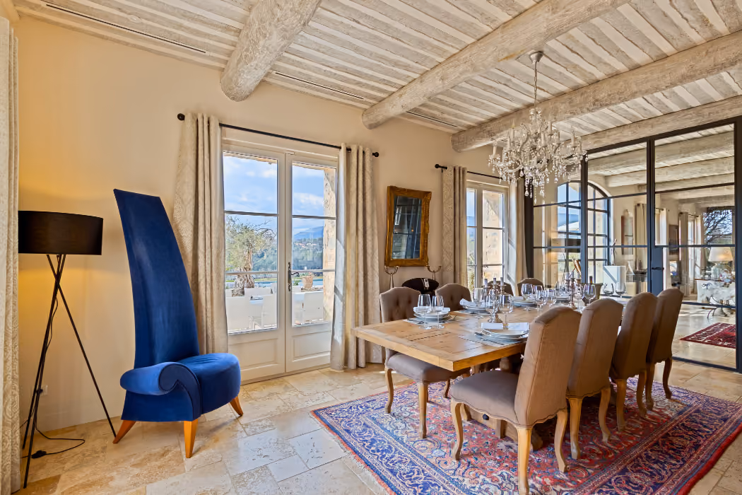 Beautiful bastide with countryside views