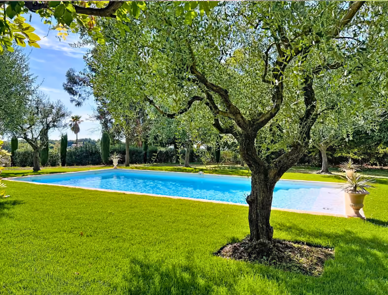 Picturesque villa framed by lush garden in Châteauneuf-Grasse, Côte d'Azur | From €267,000/share | Kocomo