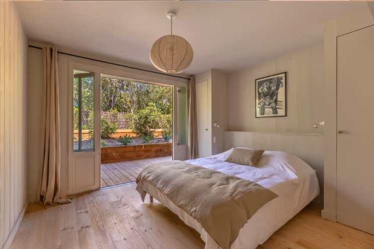 Elegant Cap Ferret villa with pool near the village and the beach