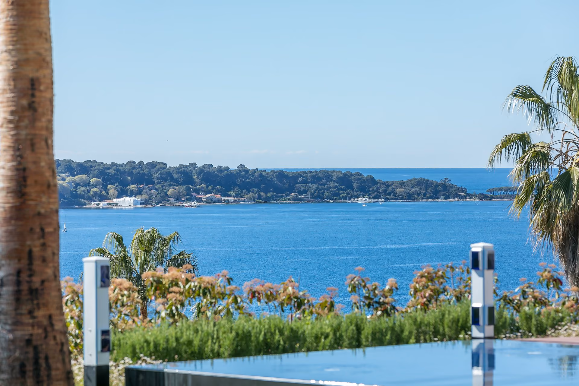 Exceptional villa with sea views