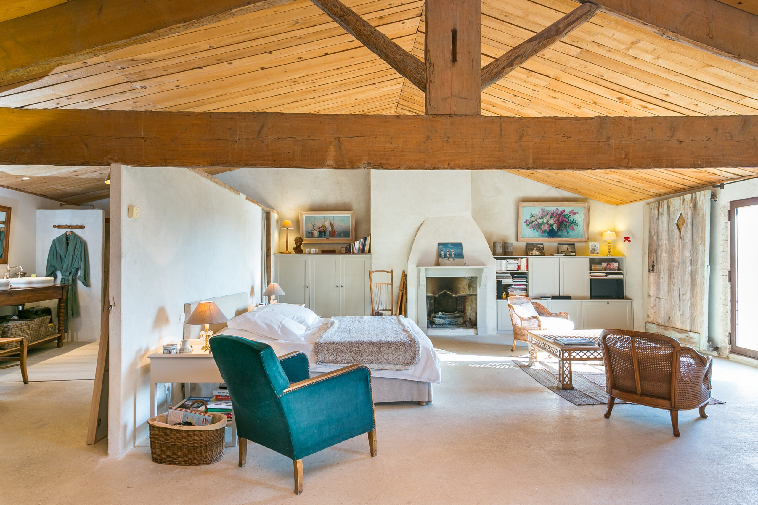 Exceptional 17th century property