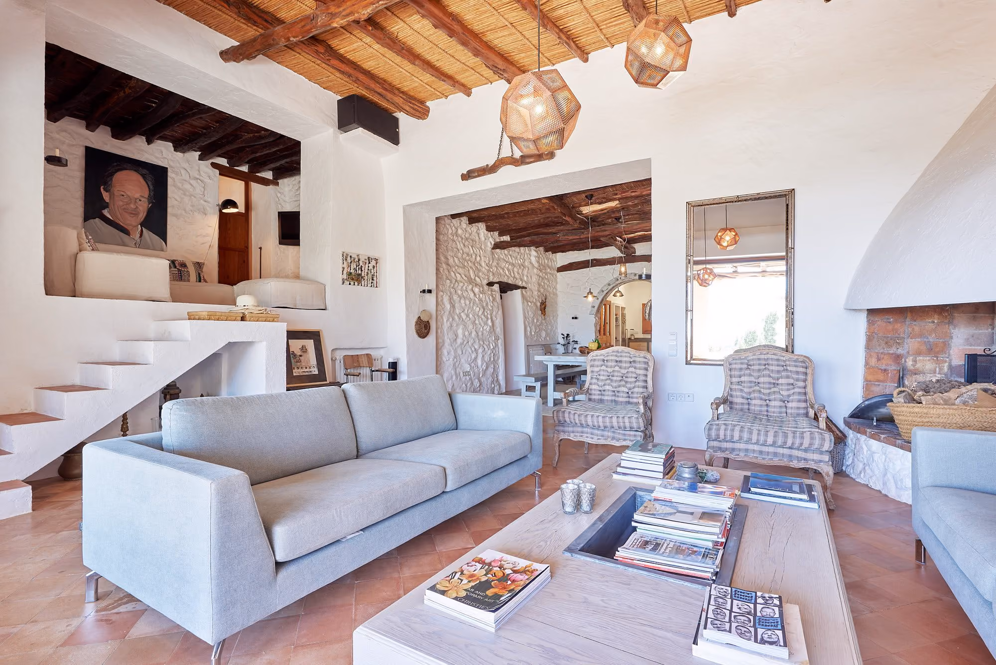 Charming home with sea views