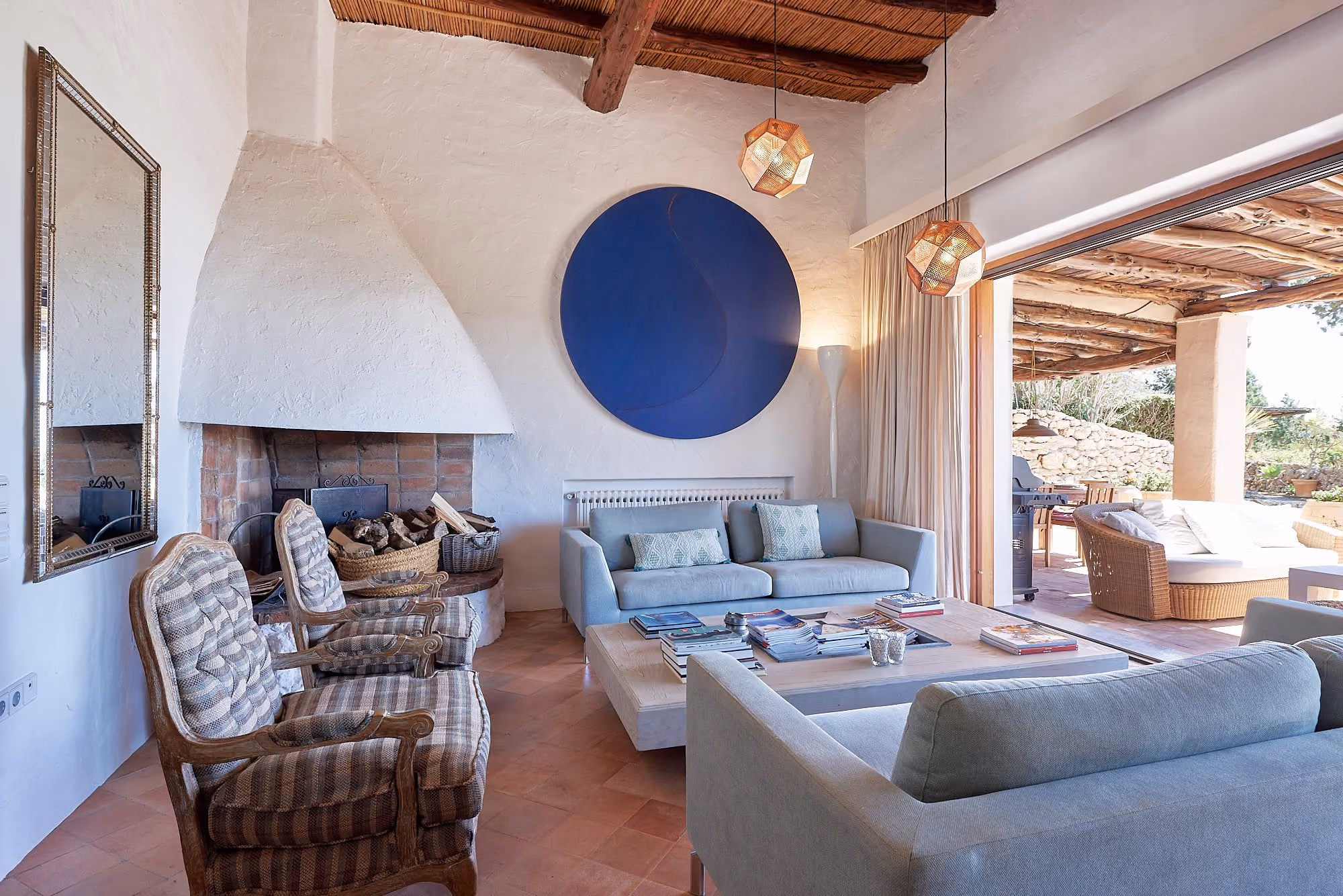 Charming home with sea views