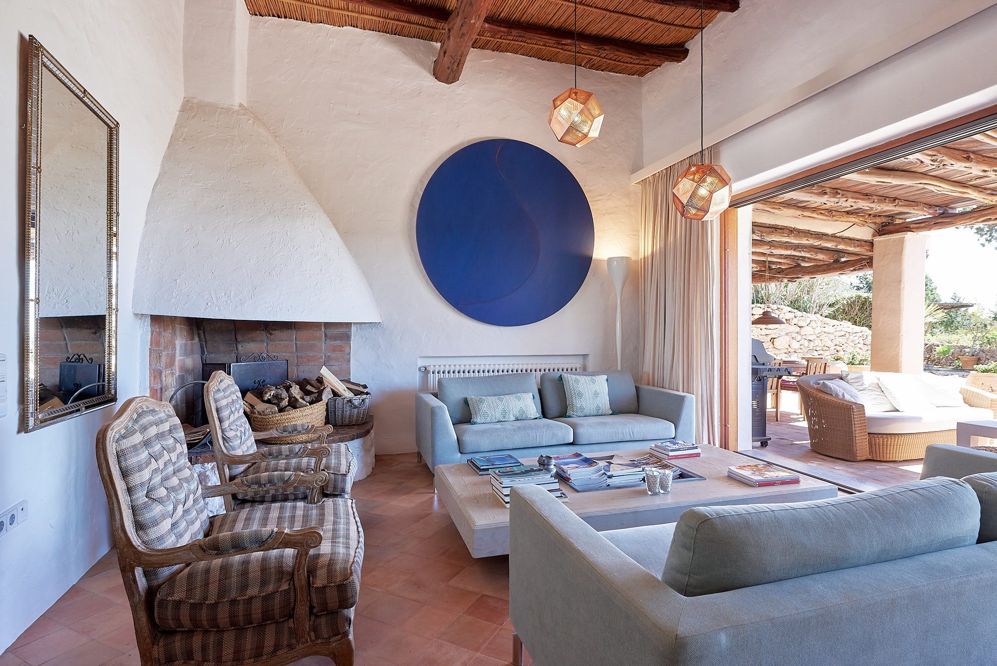 Charming home with sea views