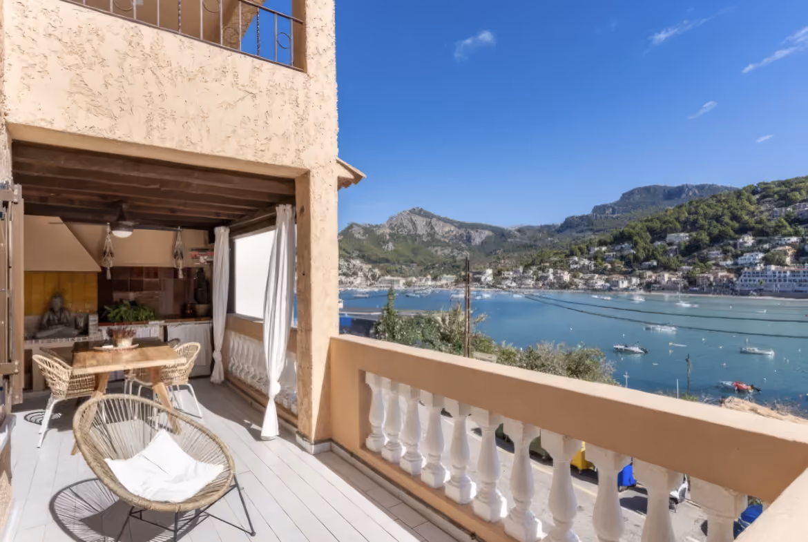 Port de Sóller | Mallorca – Frontline Mediterranean apartment with sea
