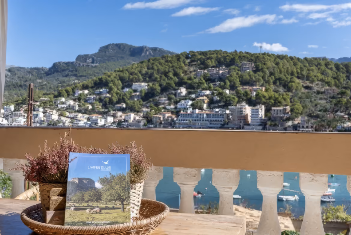 Port de Sóller | Mallorca – Frontline Mediterranean apartment with sea