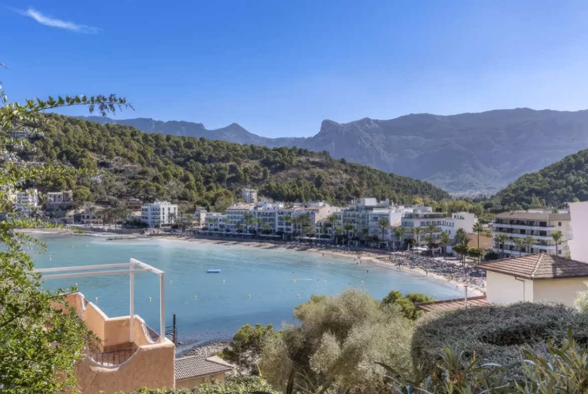 Port de Sóller | Mallorca – Frontline Mediterranean apartment with sea