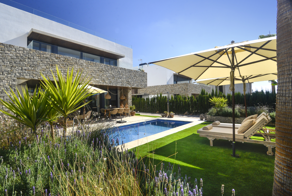 Sa Rapita | Mallorca – Villa with roof terrace and sea views