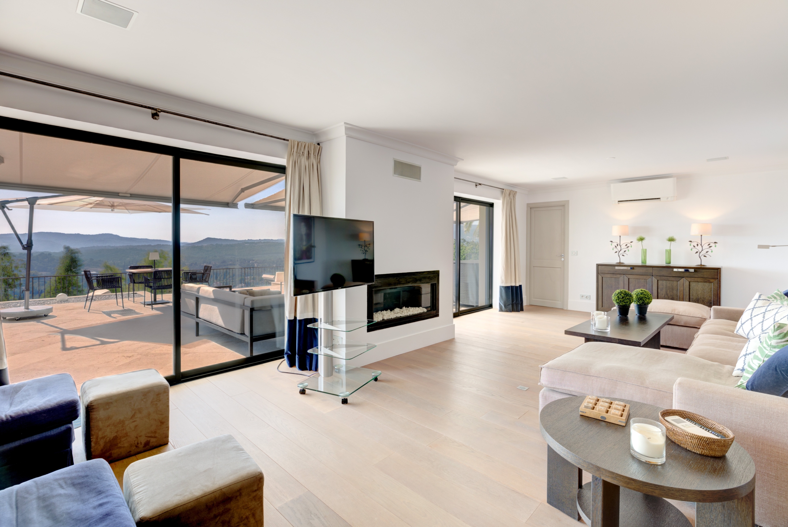 Mouans-Sartoux | French Riviera – Panoramic View Villa with Pool & Private Estate