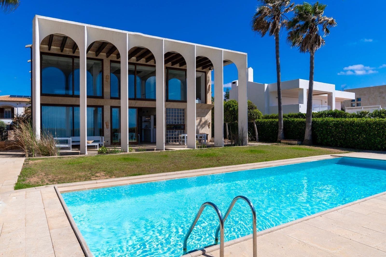Son Veri Nou | Mallorca – Luxurious villa in first sea line with panoramic views