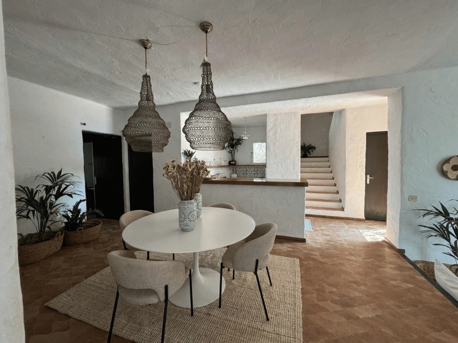 Formentera – Delightful 3-bedroom villa with sea views and great renovation potential