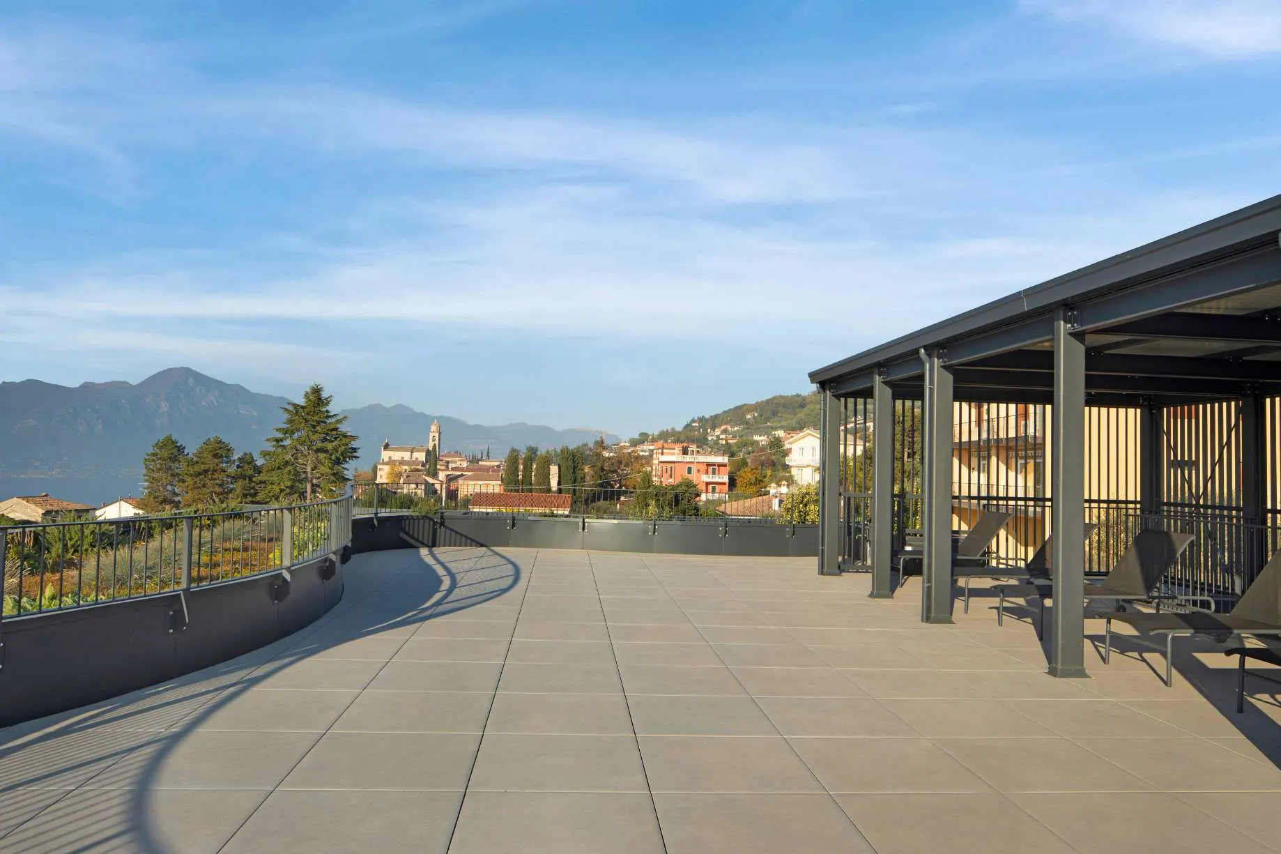 Lake Garda garden apartment with mountain and lake views, pool and roof terrace