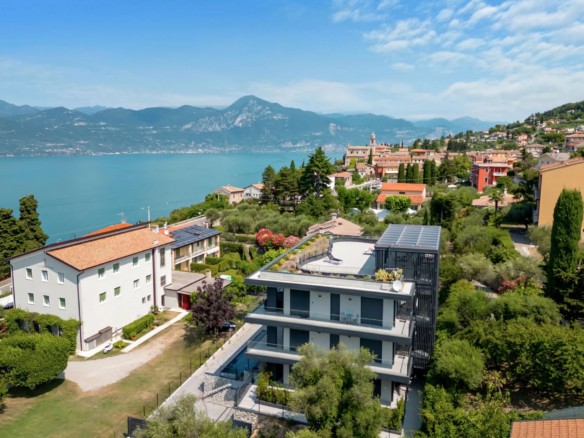 Lake Garda garden apartment with mountain and lake views, pool and roof terrace