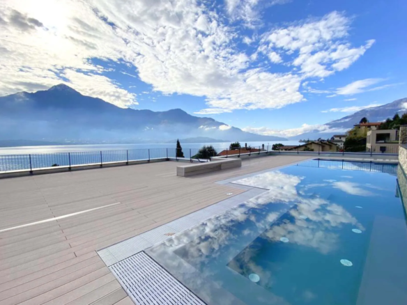 Lake Como garden apartment with panoramic lake view and pool