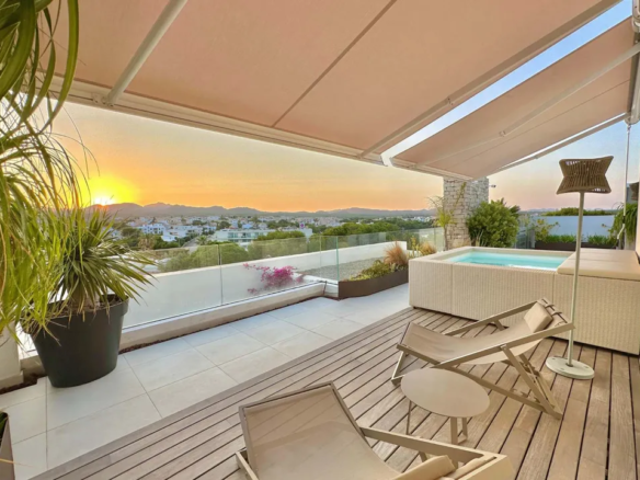 Mallorca Penthouse with Sea & Mountain Views | Rooftop Terrace Near Portocolom Beach