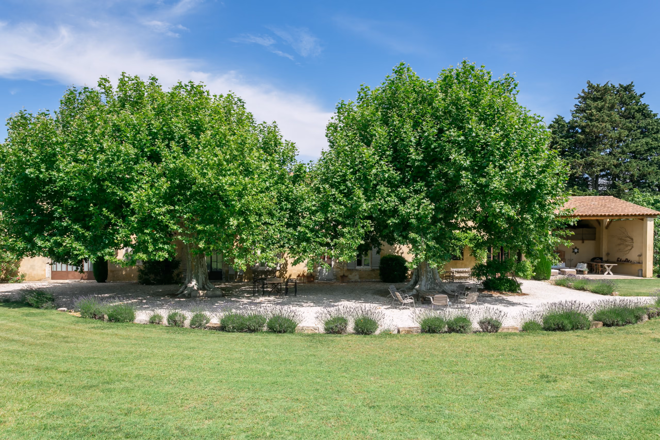 Exceptional 17th century property