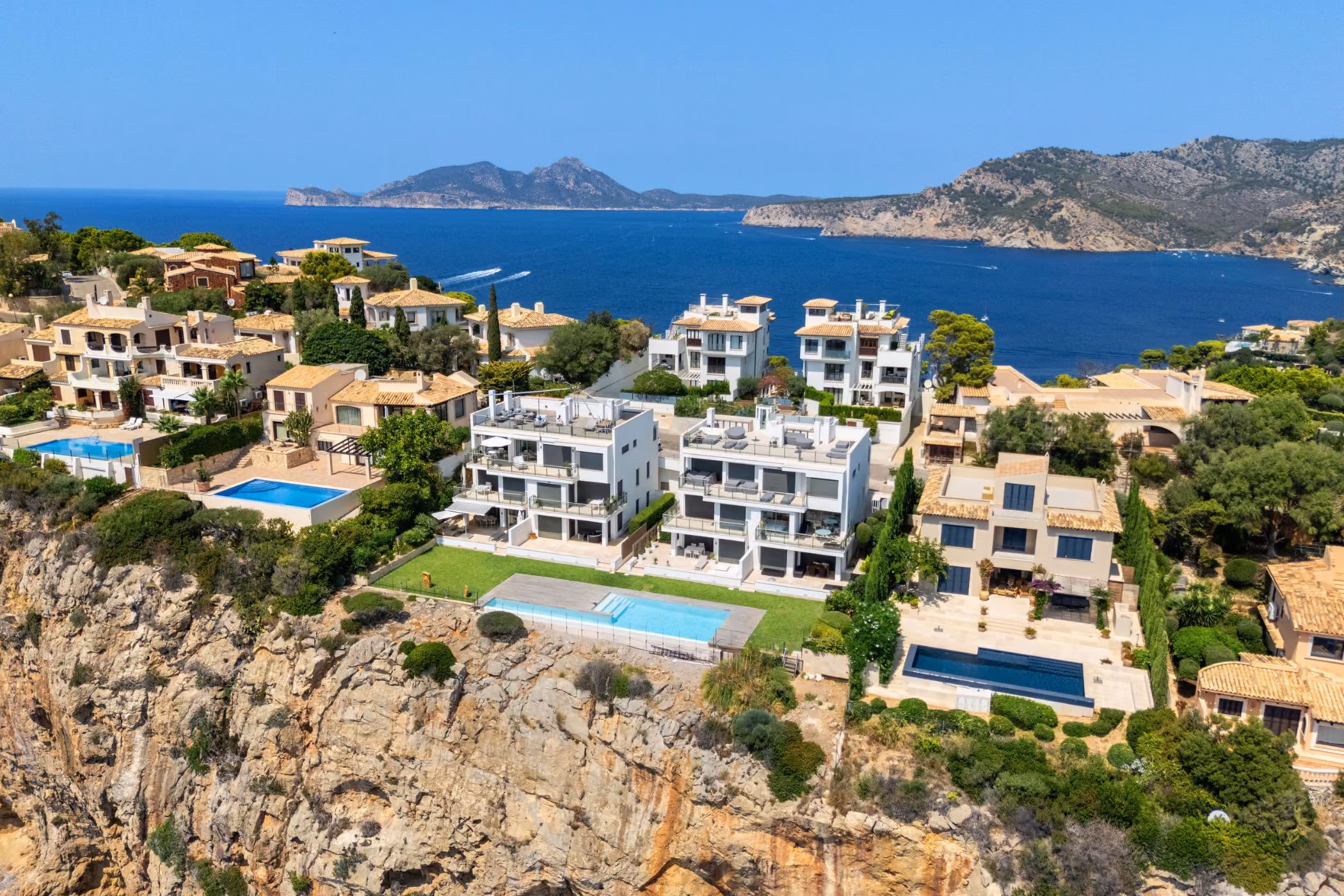 La Mola Mar in Andratx, Mallorca | From €269,000/share | Kocomo