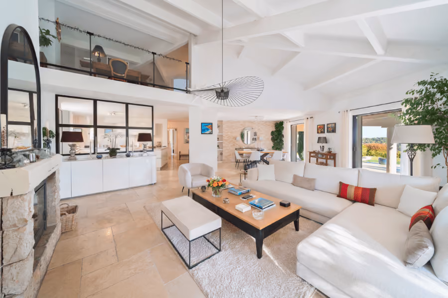 Exceptional panoramic sea and mountain view villa